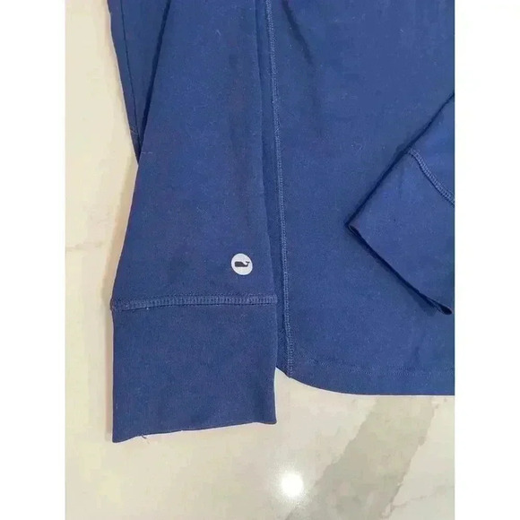Vineyard Vine's Performance Blue Long Sleeve Top Pink Logo Women's Small - Picture 2 of 6